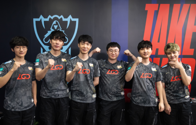 将亲自来到 将亲自来到